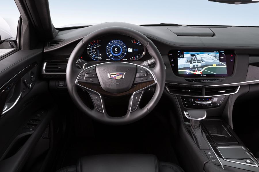 Торпедо Cadillac CT6 Platinum 2016 года  (WW) (фото 6 из 42)